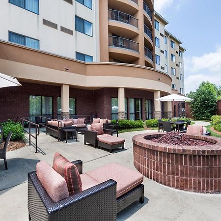 Courtyard By Marriott Atlanta Buford Mall Of Georgia Exterior foto