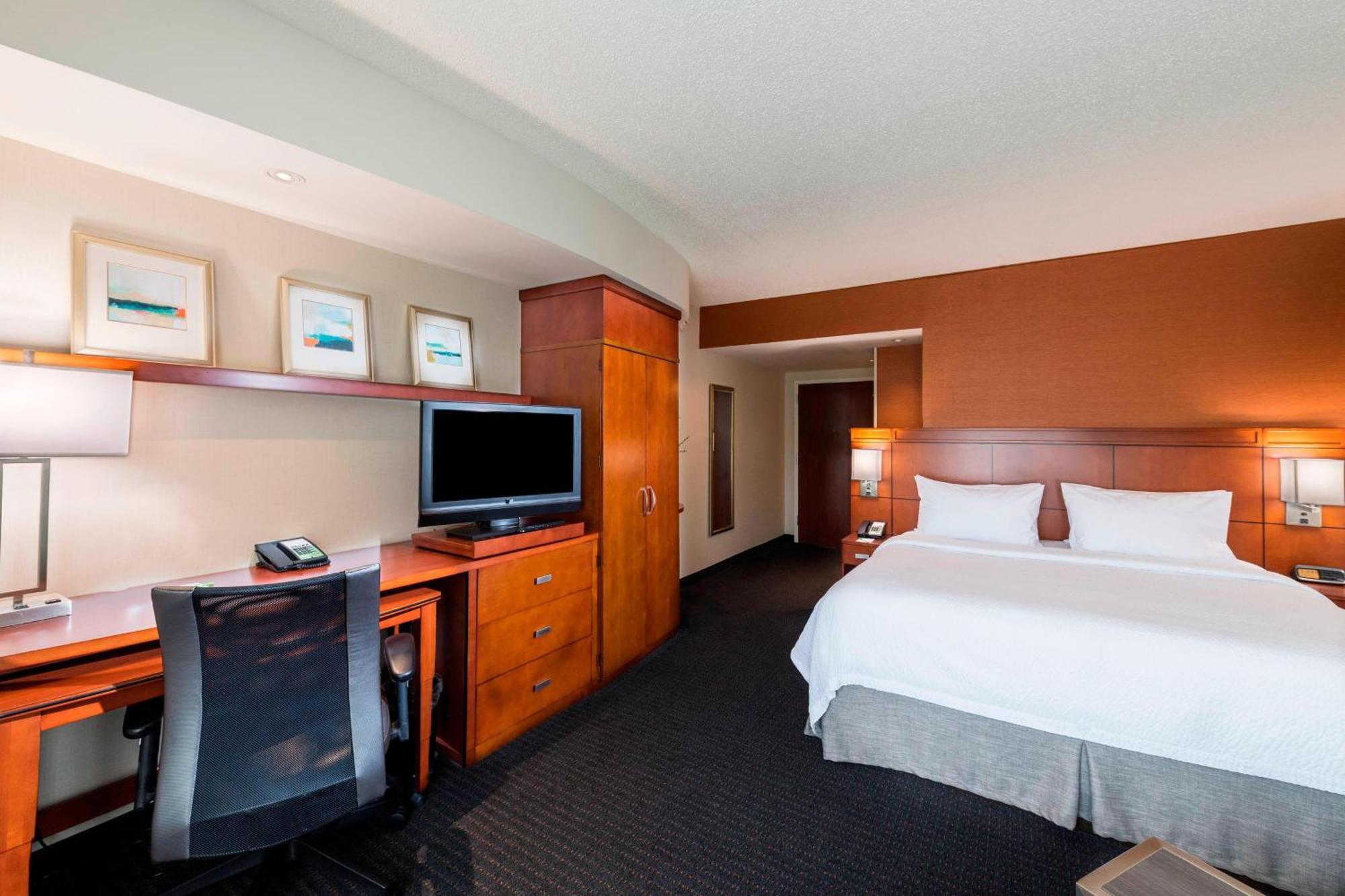 Courtyard By Marriott Atlanta Buford Mall Of Georgia Exterior foto